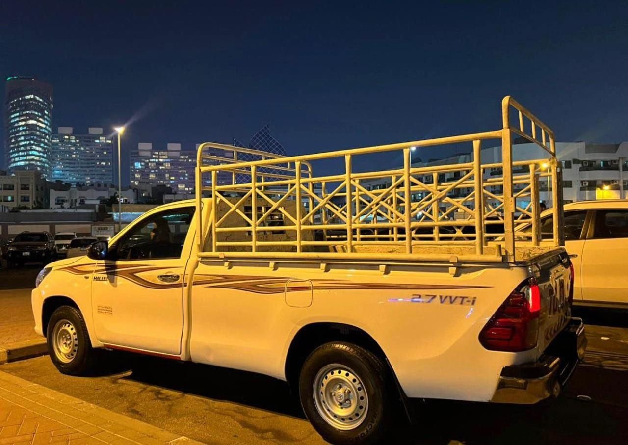 3 ton pickup rental Dubai